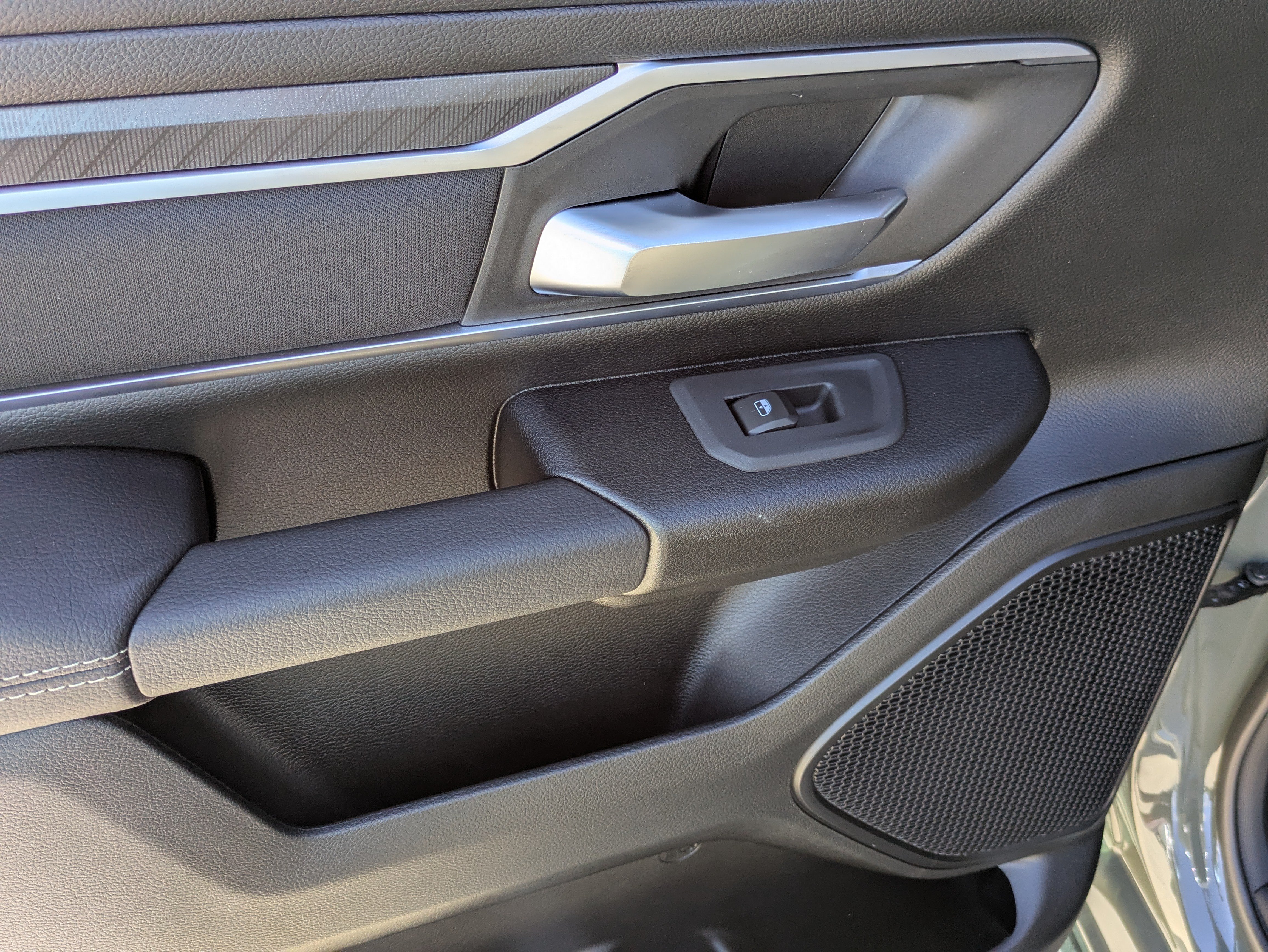 New 2026 RAM 1500 Big Horn AWD/4WD image 12