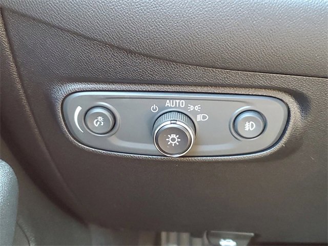 Used 2019 Chevrolet Equinox Premier w/ LPO, Floor Liner Package image 8