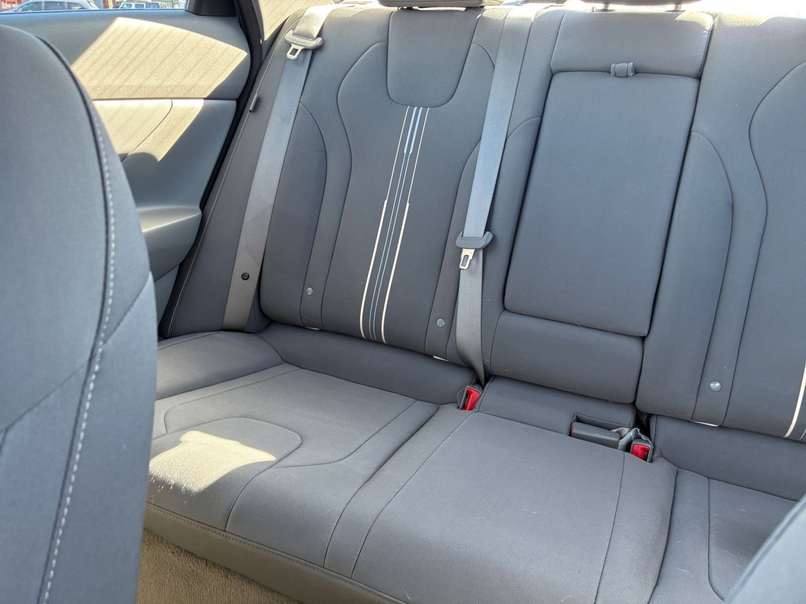 Used 2025 Hyundai Elantra SEL image 35