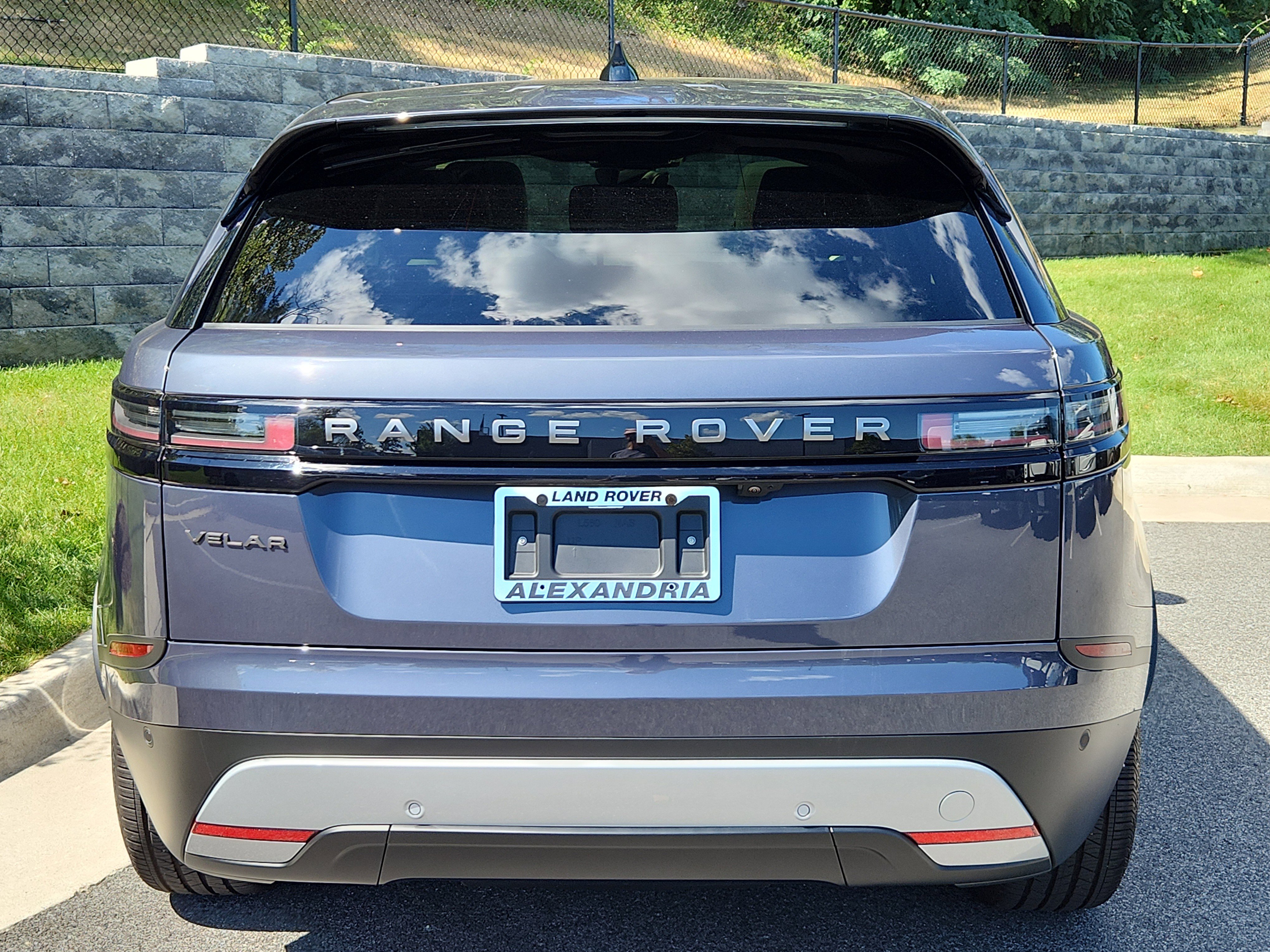 Used 2025 Land Rover Range Rover Velar S image 7