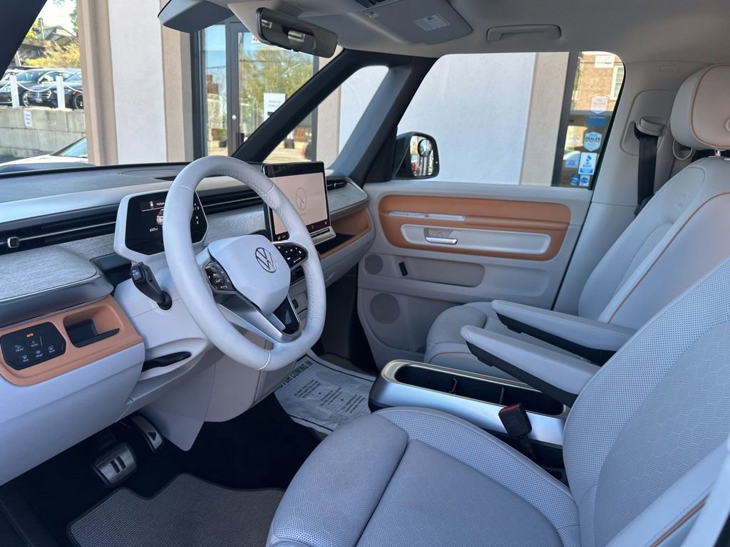 Used 2025 Volkswagen ID. Buzz Pro S Plus AWD/4WD image 19