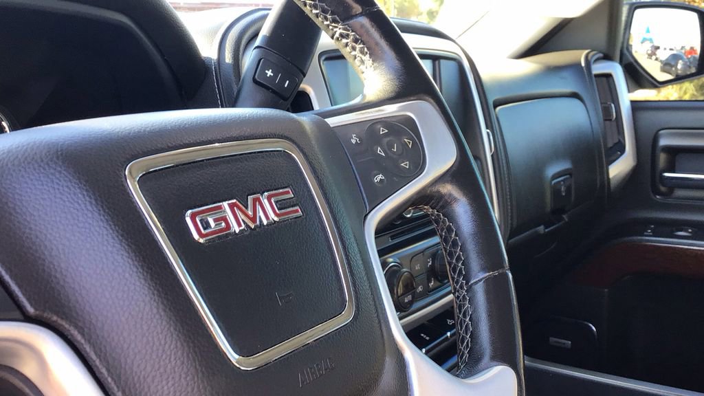 Used 2018 GMC Sierra 1500 SLT w/ SLT Premium Package image 19