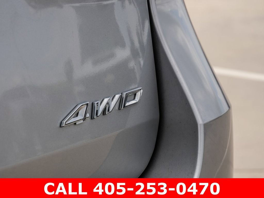 Used 2023 Ford Explorer XLT w/ Equipment Group 202A AWD/4WD image 12