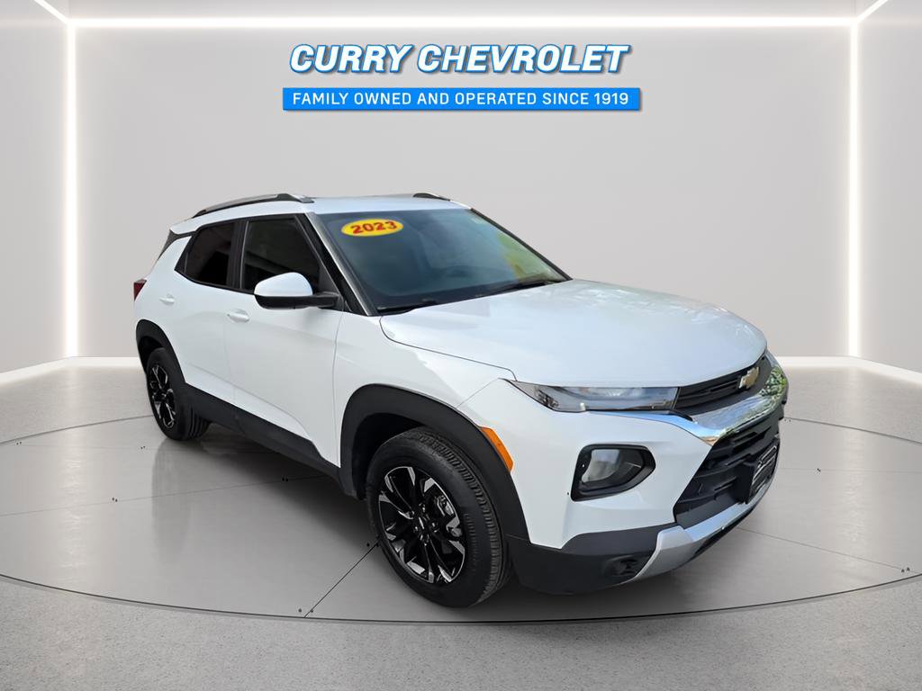 Used 2023 Chevrolet TrailBlazer LT AWD/4WD image 1