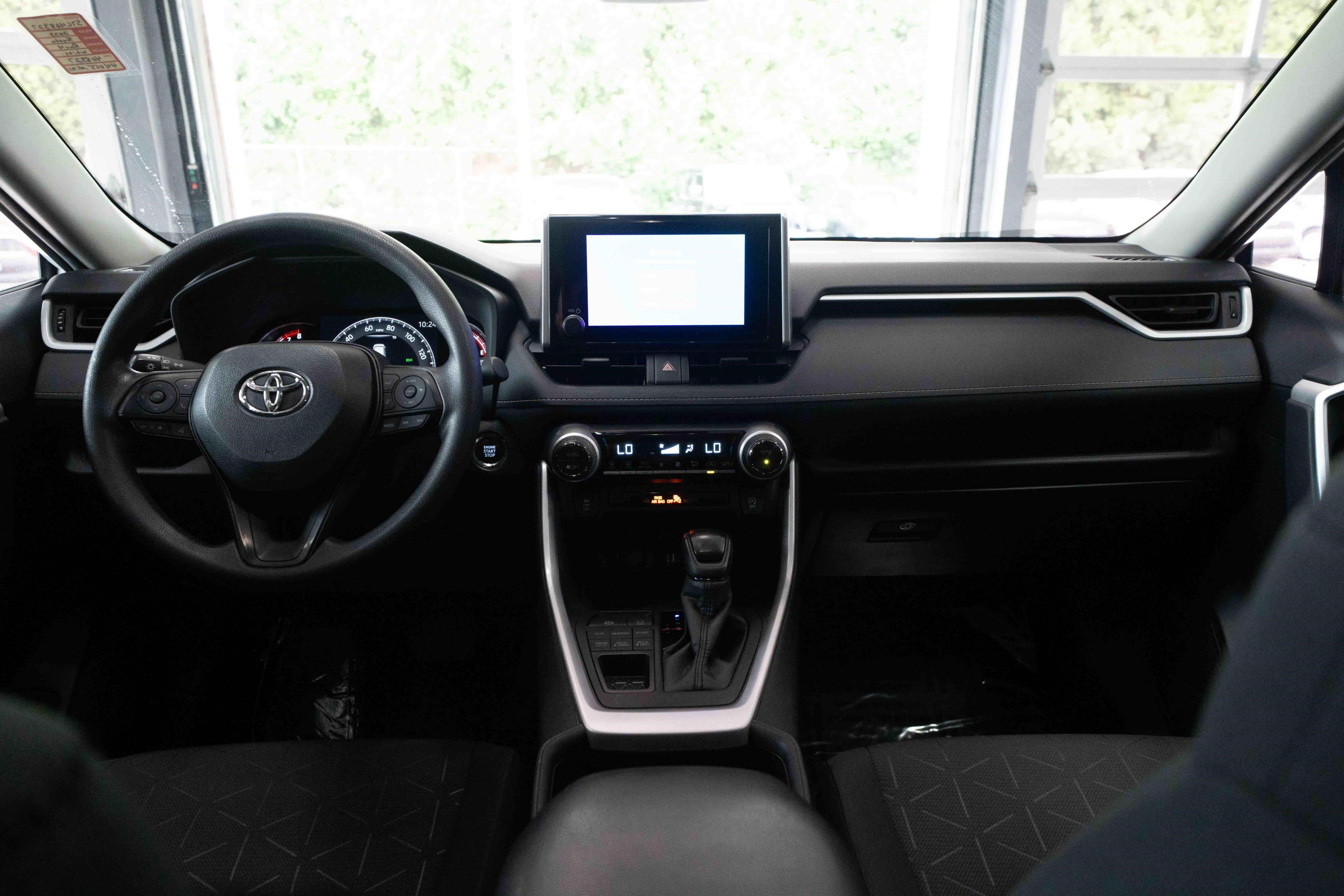 Used 2023 Toyota RAV4 XLE AWD/4WD image 20