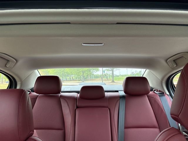 Used 2025 MAZDA MAZDA3 s image 34