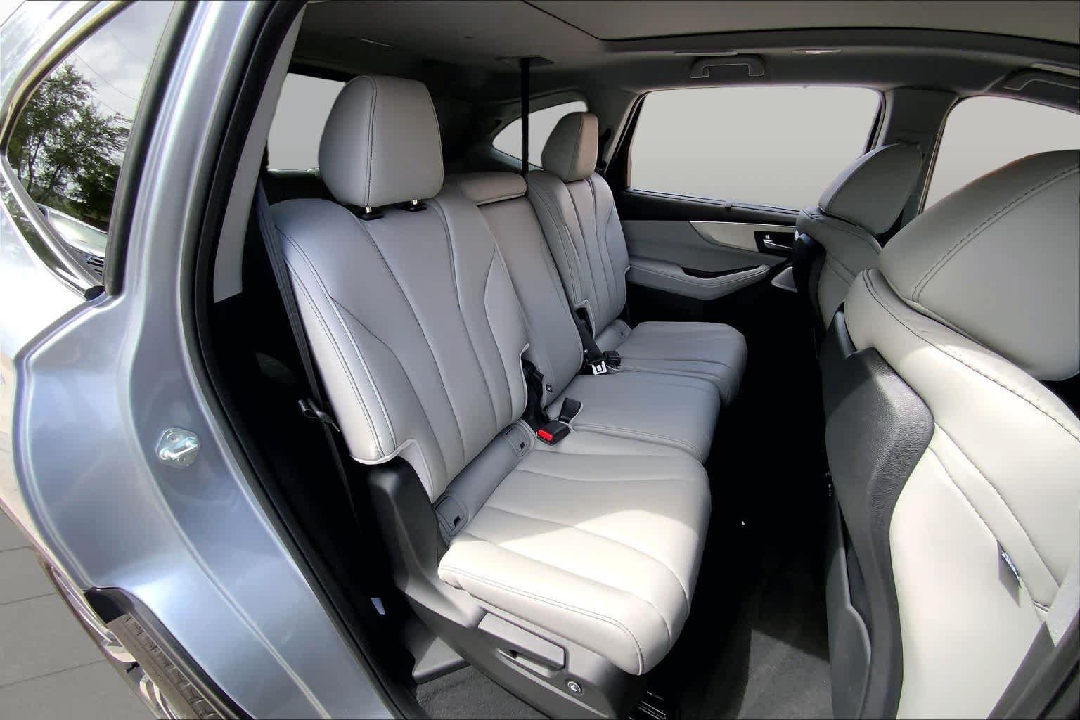 Used 2026 Acura MDX w/ Technology Package FWD image 21