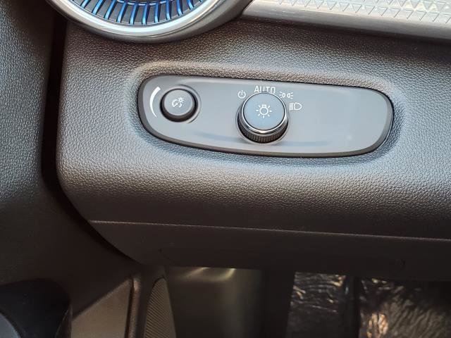 New 2026 Chevrolet Trax LT image 11