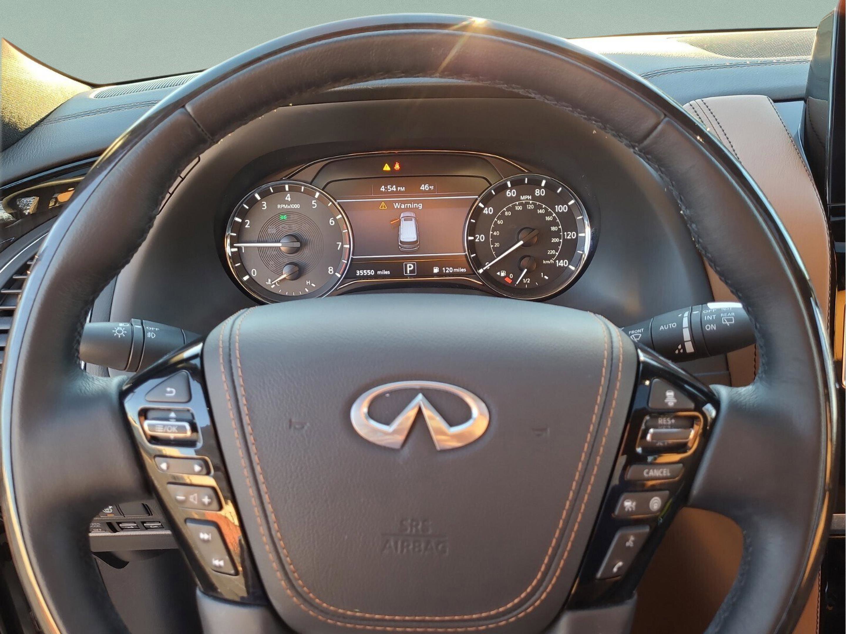 Used 2024 INFINITI QX80 Sensory image 25