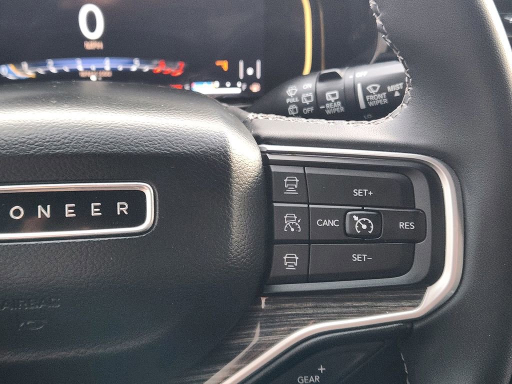 Used 2022 Jeep Wagoneer Series III w/ Premium Group I image 22