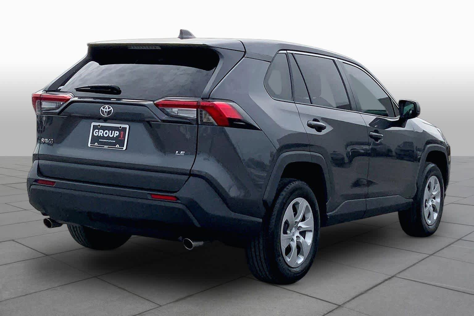 Used 2023 Toyota RAV4 LE FWD image 13