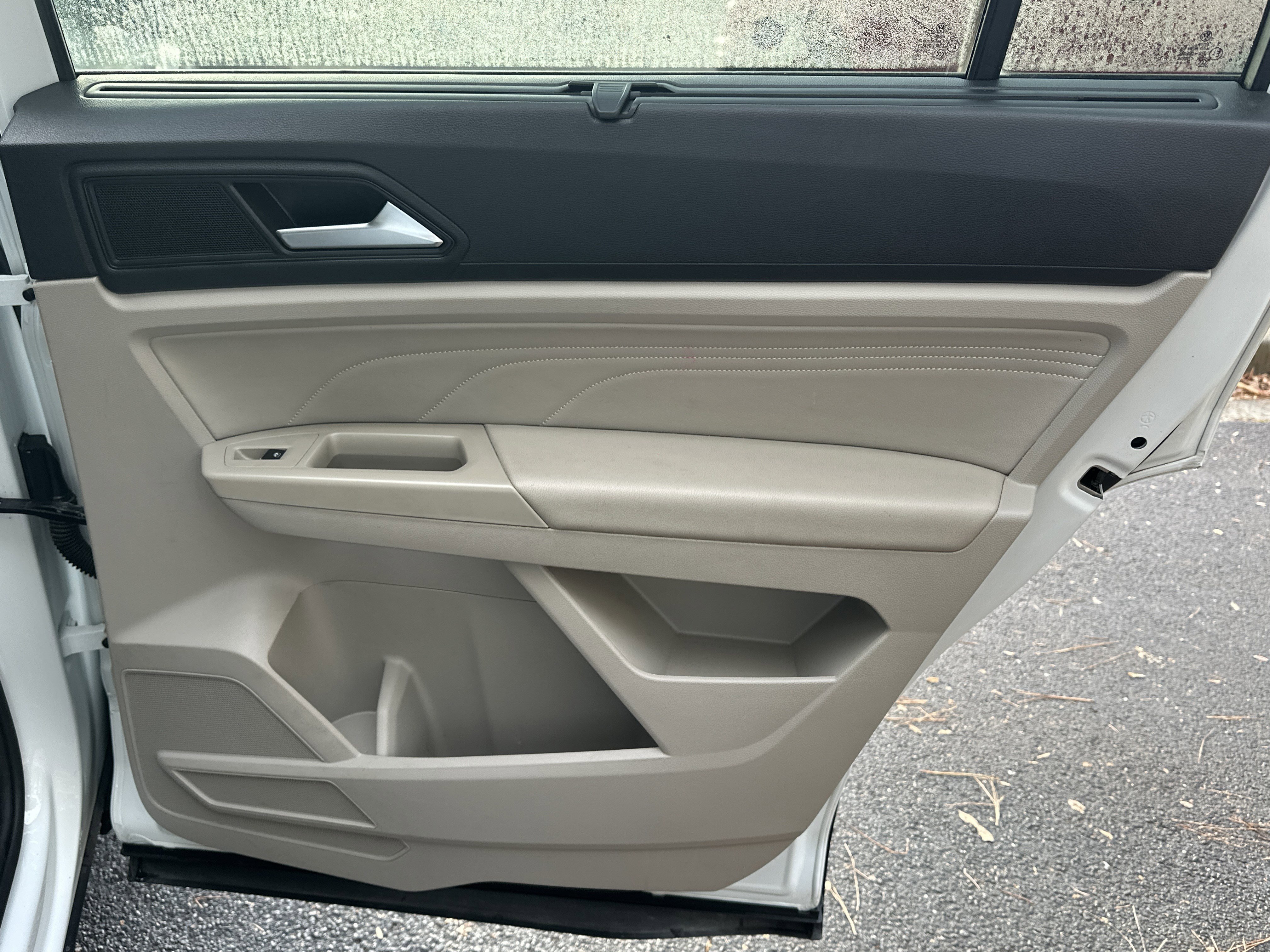 Used 2022 Volkswagen Atlas SE image 18