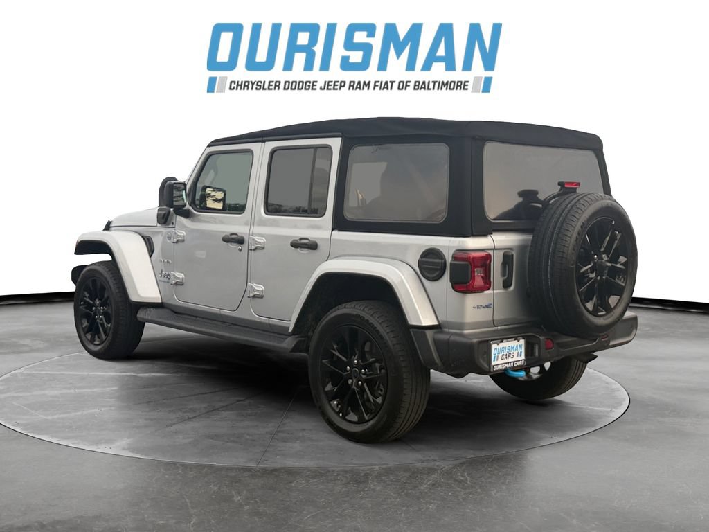 Used 2024 Jeep Wrangler Unlimited Sahara w/ Safety Group AWD/4WD image 4