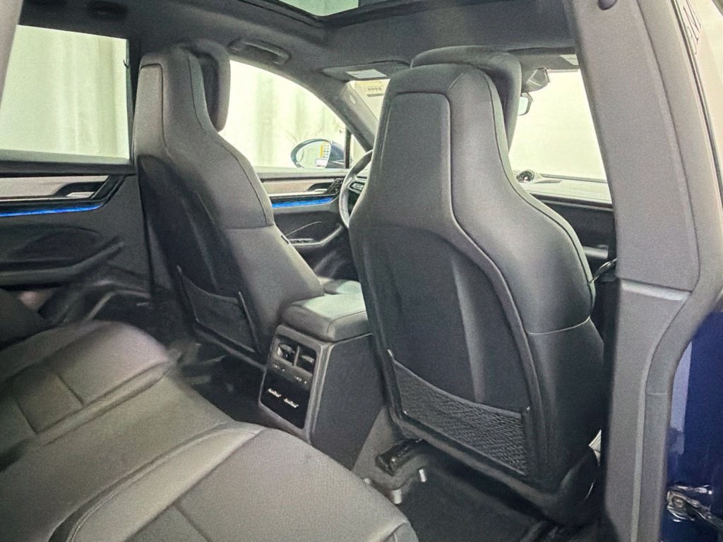 Used 2024 Porsche Macan 4 Electric AWD/4WD image 30