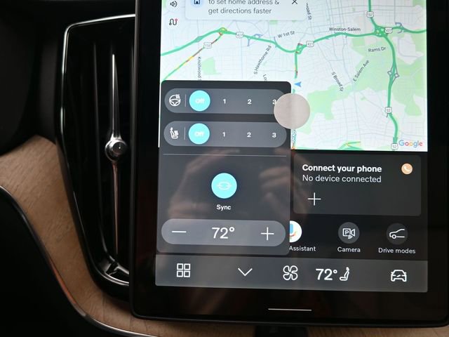 New 2026 Volvo XC60 B5 Plus w/ Protection Package Premier image 23