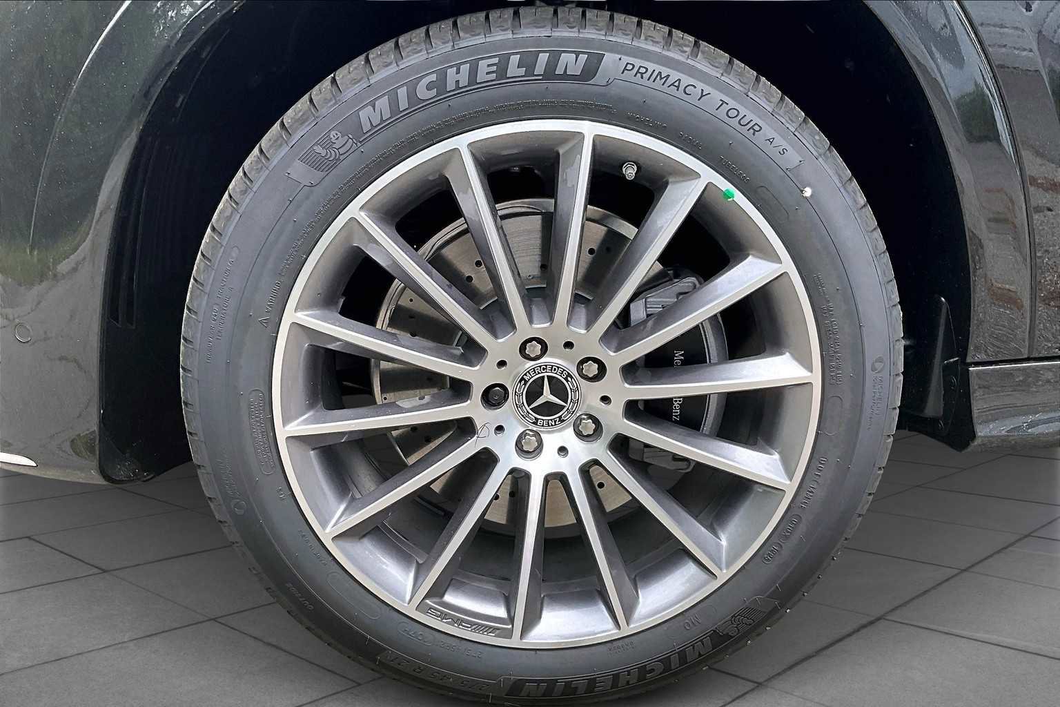 Used 2025 Mercedes-Benz GLE 450 4MATIC image 16