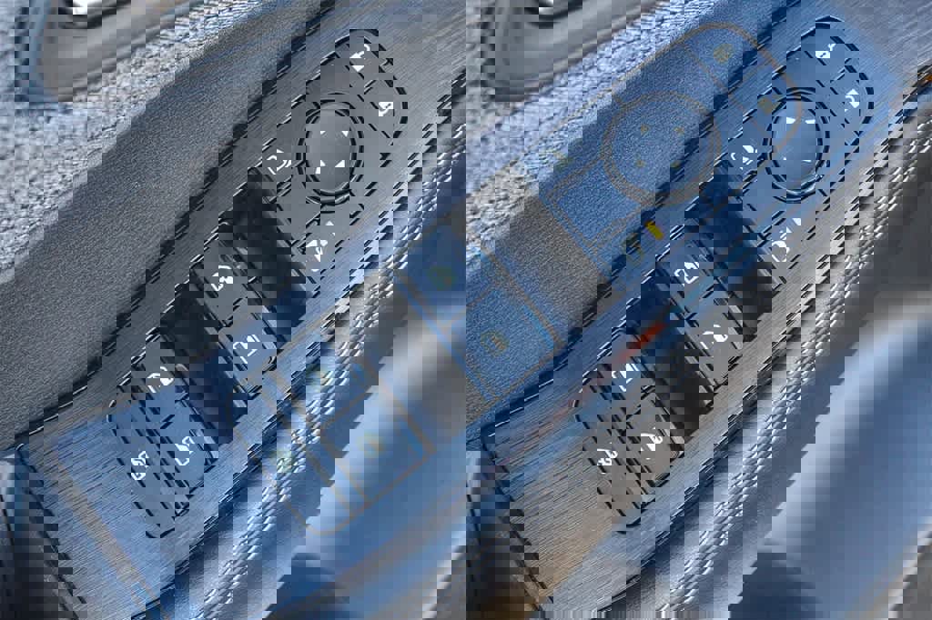 Used 2023 Nissan Rogue SV image 27