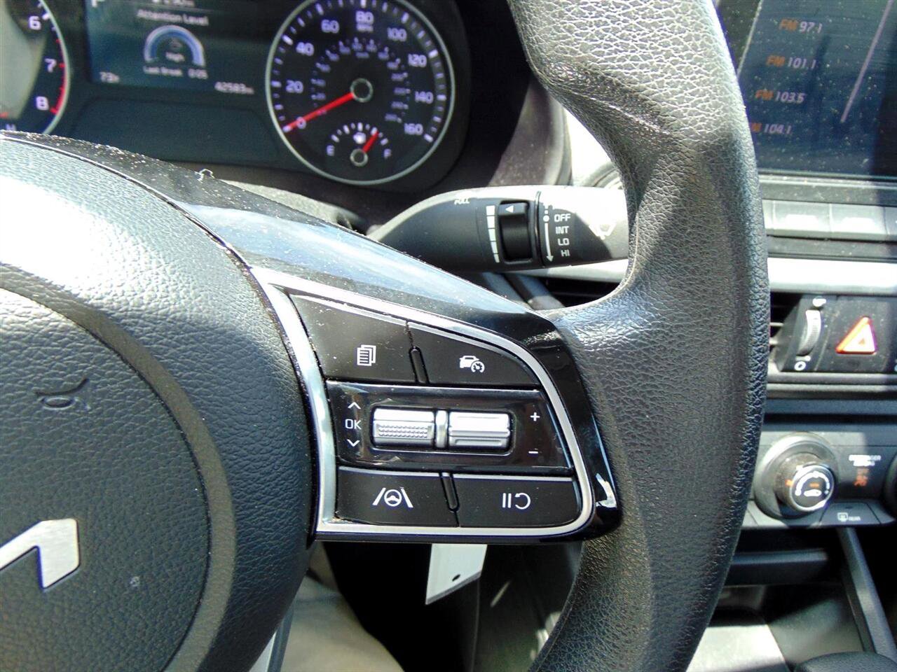 Used 2024 Kia Forte LXS image 28