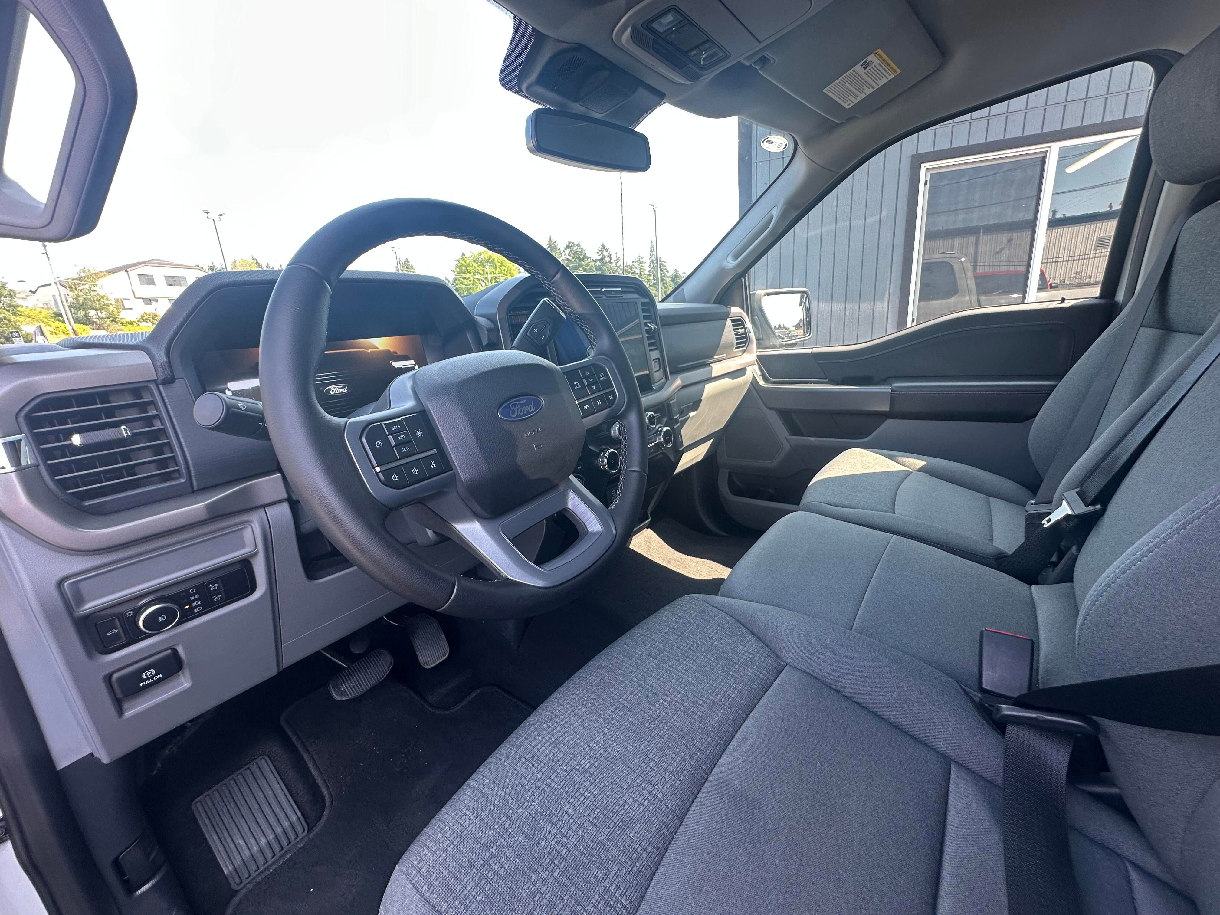 Used 2024 Ford F150 XLT w/ Tow/Haul Package image 11