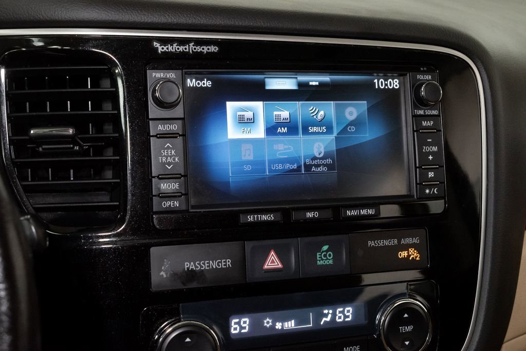 Used 2014 Mitsubishi Outlander GT image 15