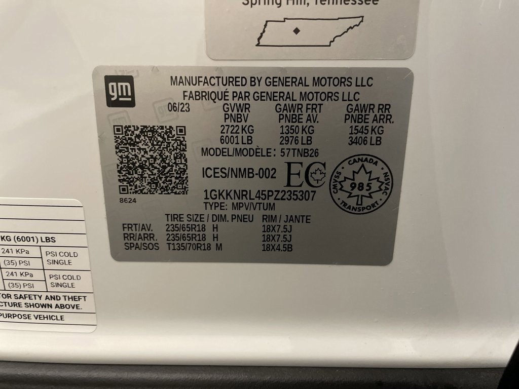 Used 2023 GMC Acadia SLE image 28