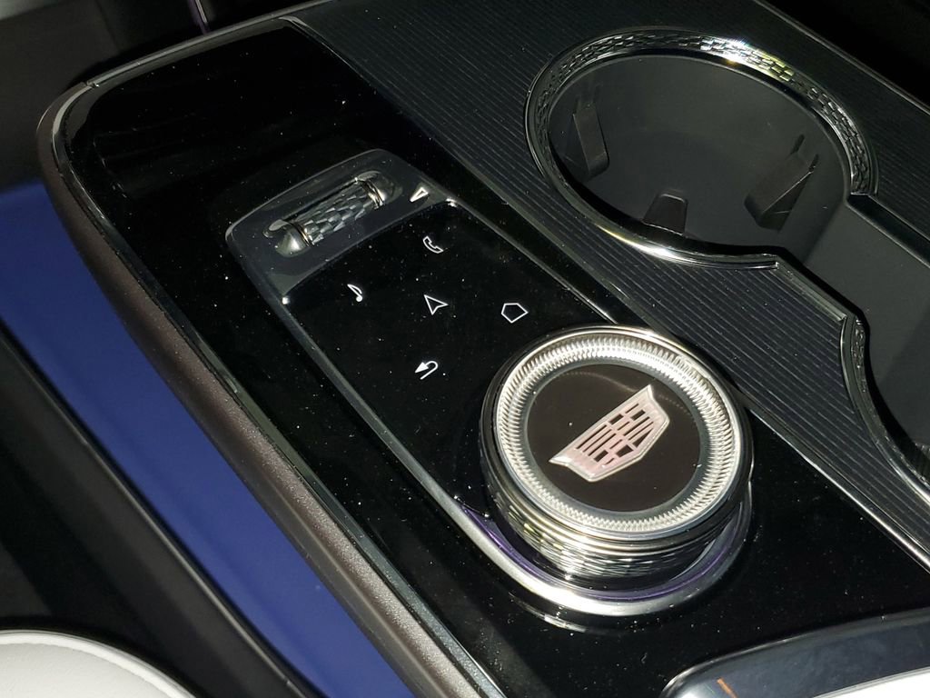 New 2026 Cadillac Lyriq Luxury RWD image 24