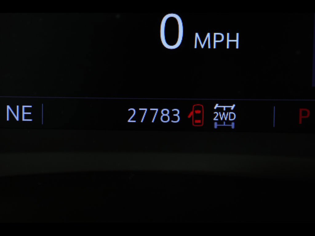 Used 2023 Chevrolet TrailBlazer RS w/ Sun and Liftgate Package image 23