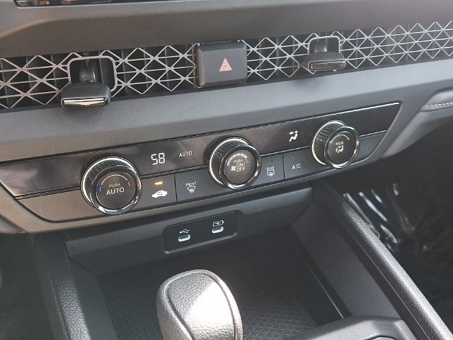 Used 2025 Honda Accord LX image 17