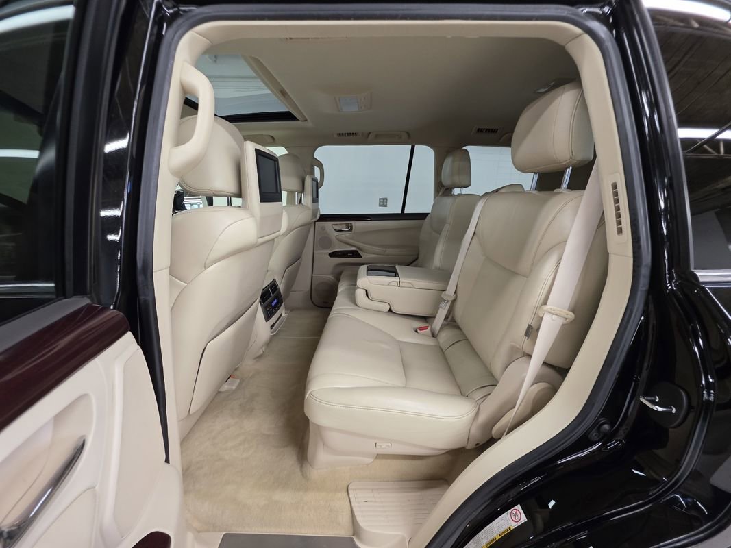 Used 2015 Lexus LX 570 4WD image 20