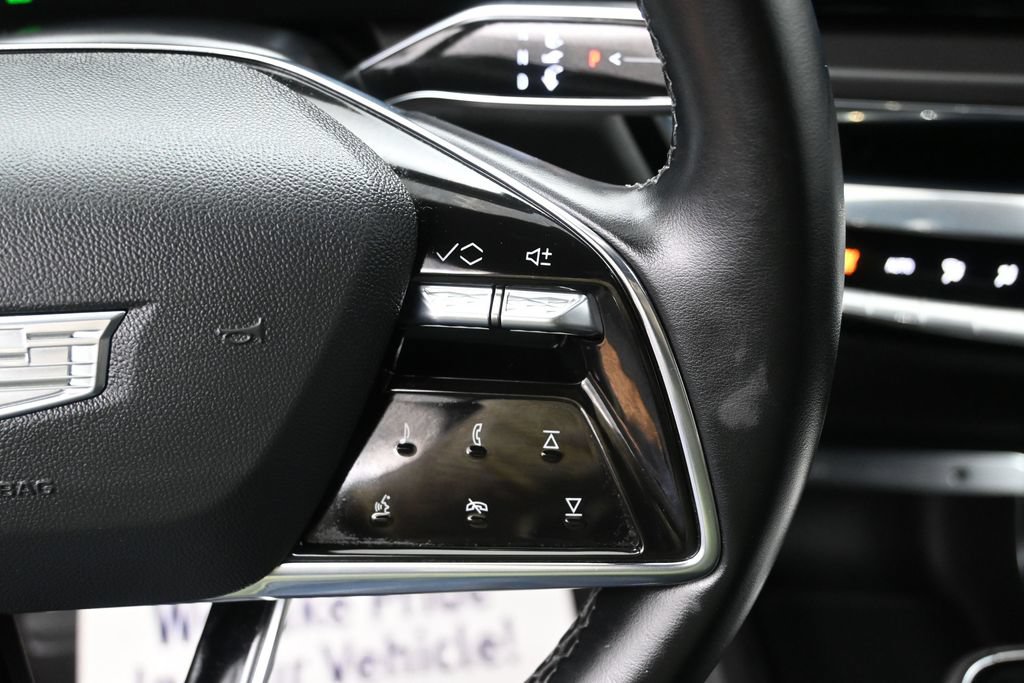 Used 2024 Cadillac Lyriq Tech RWD image 16