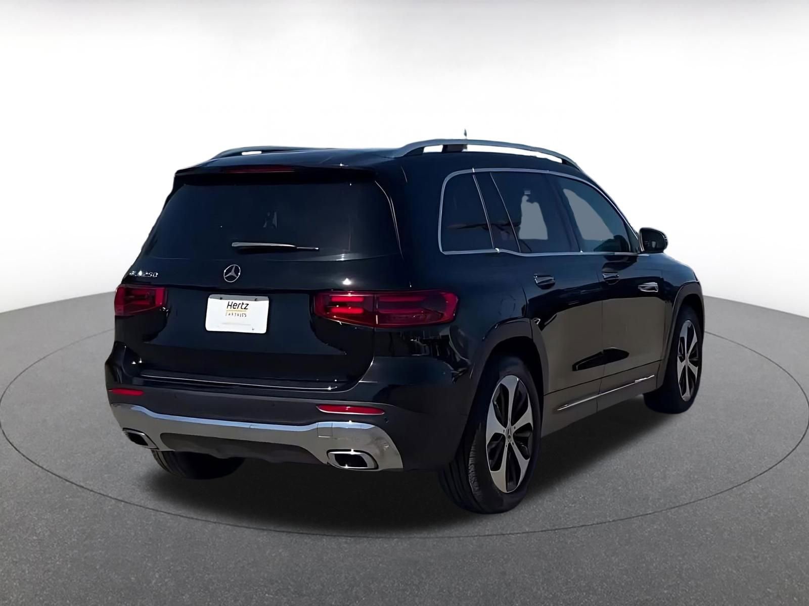 Used 2025 Mercedes-Benz GLB 250 image 14