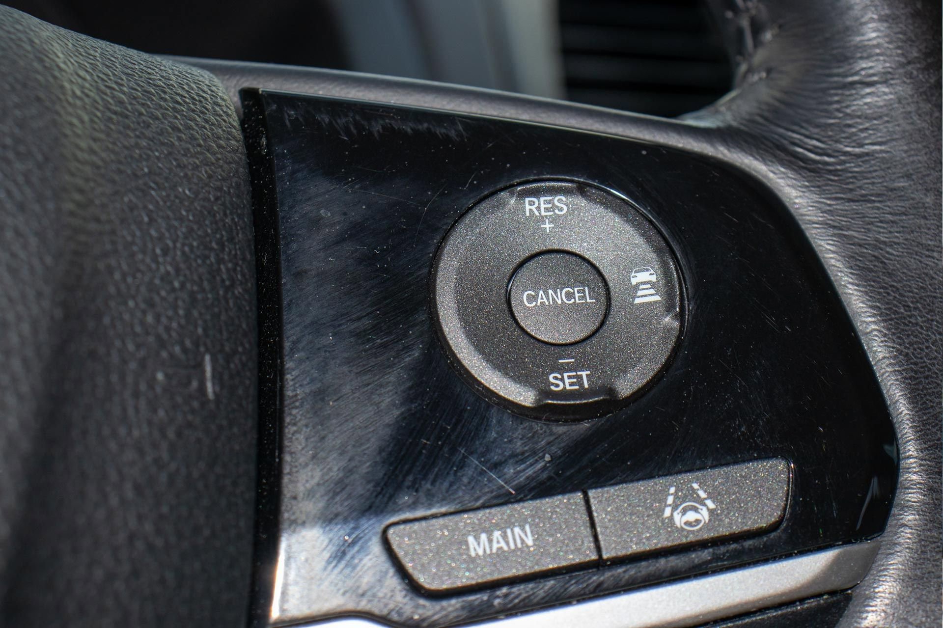 Used 2018 Honda Odyssey Touring image 29