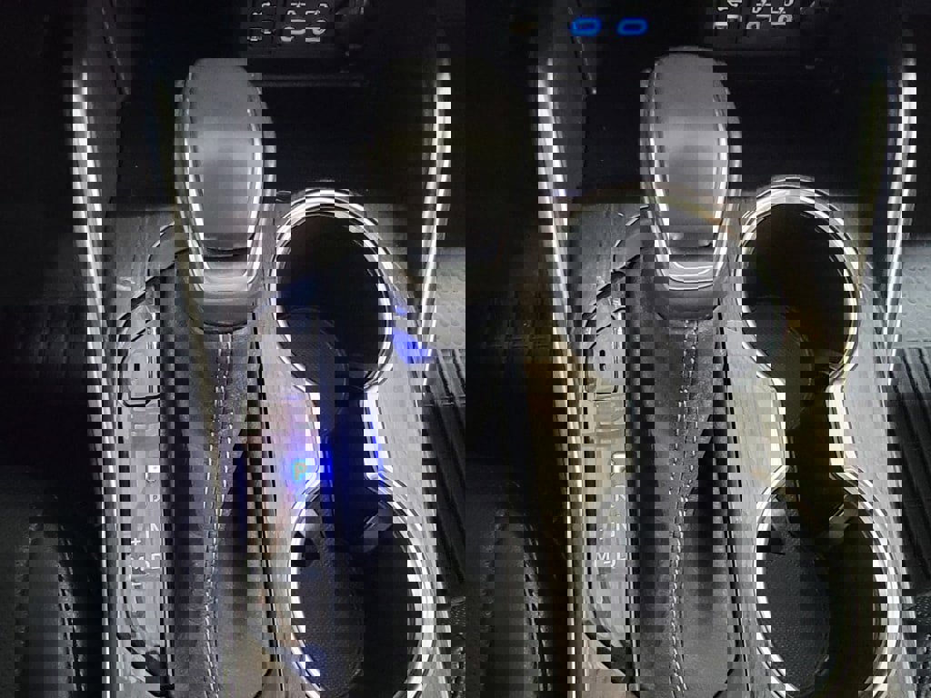 Used 2022 Toyota Highlander Platinum image 24