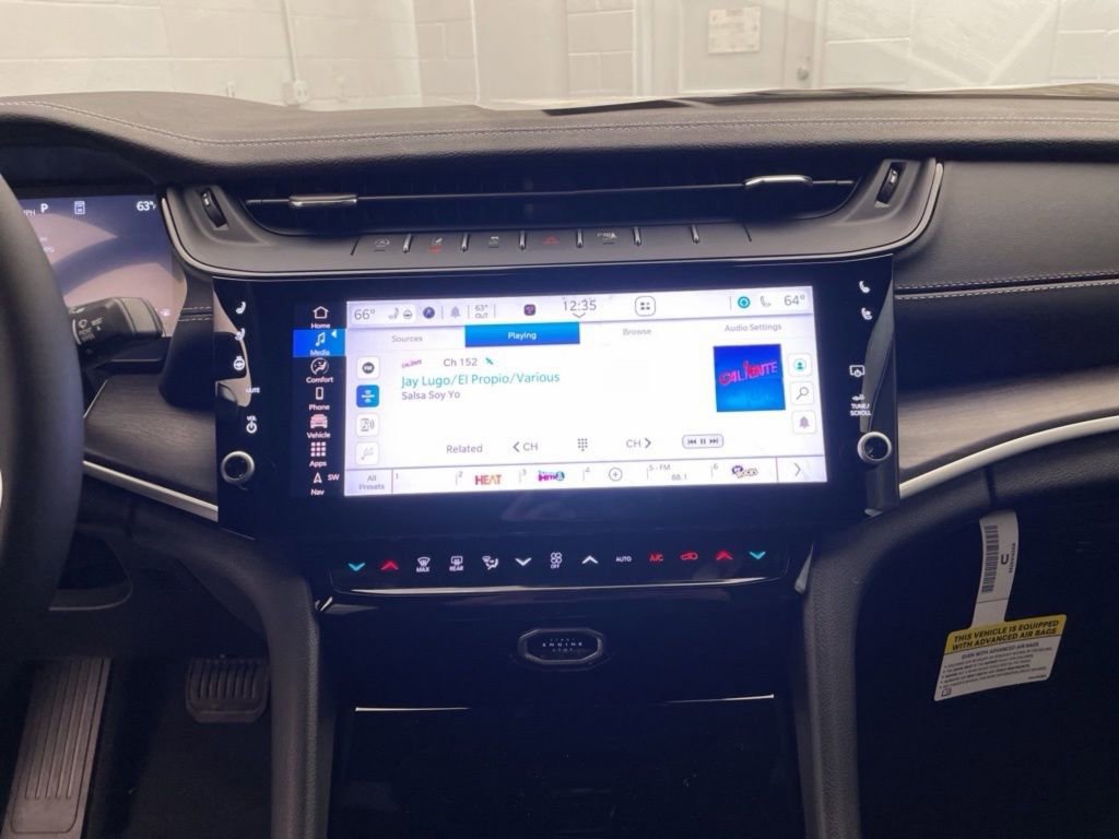 New 2026 Jeep Grand Cherokee Limited image 10