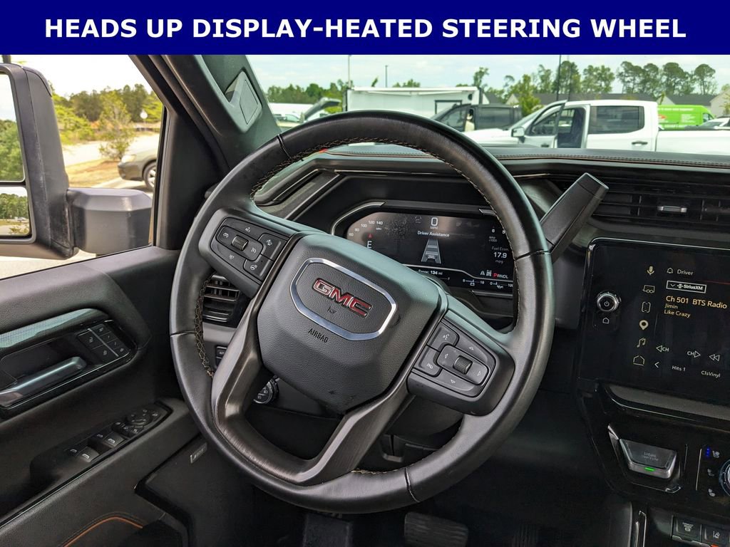 Used 2025 GMC Sierra 2500 AT4 image 15