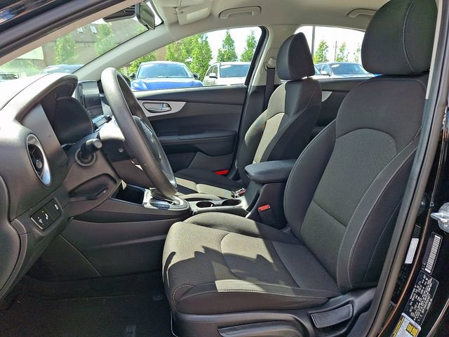 Used 2024 Kia Forte LXS w/ LXS Technology Package FWD image 13