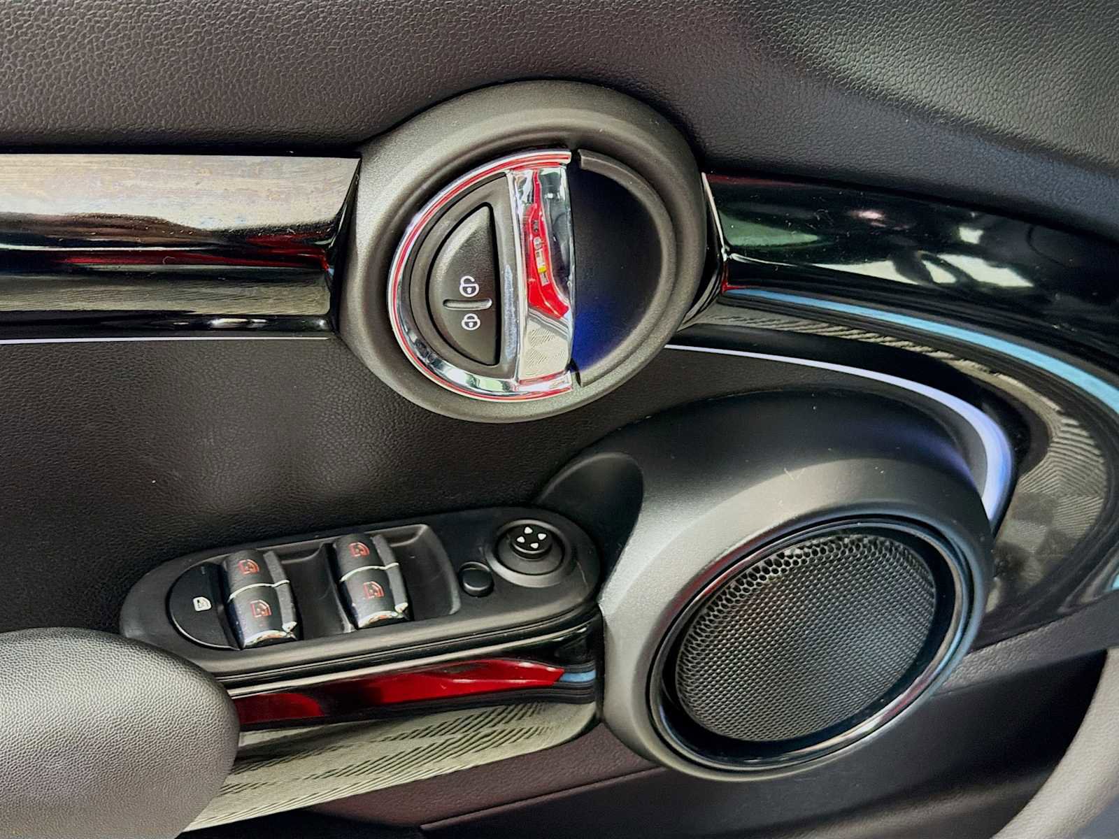 Used 2022 MINI Cooper S image 19