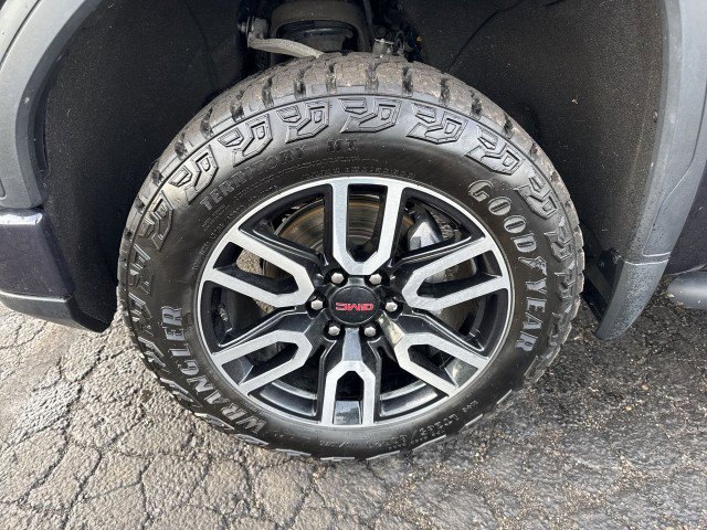 Used 2022 GMC Sierra 1500 AT4 w/ AT4 Preferred Package image 19
