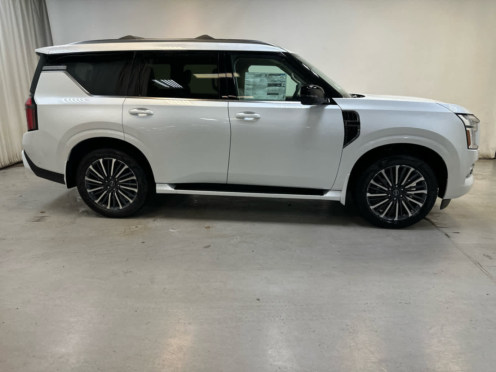 New 2026 Nissan Armada Platinum Reserve image 9