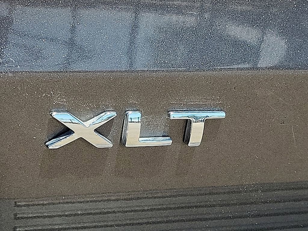 Used 2021 Ford Expedition Max XLT RWD image 9