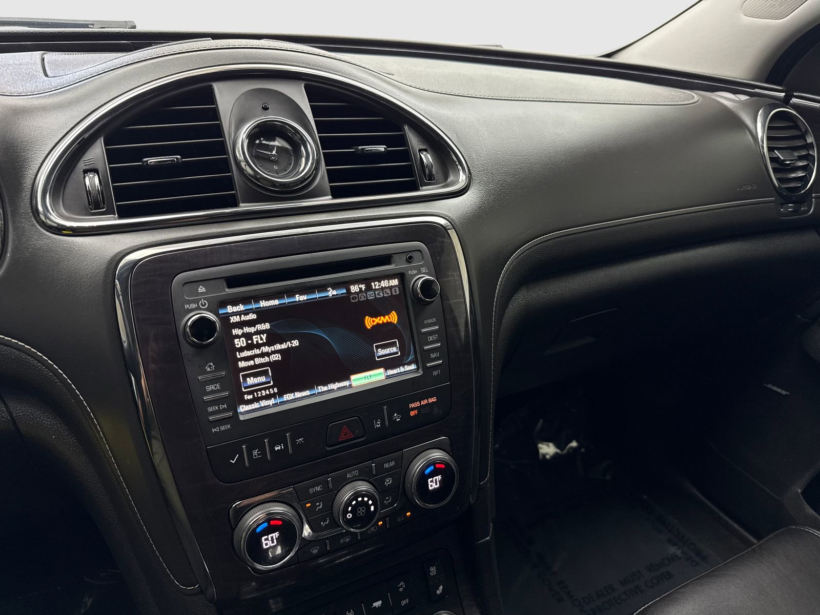 Used 2017 Buick Enclave Premium image 24