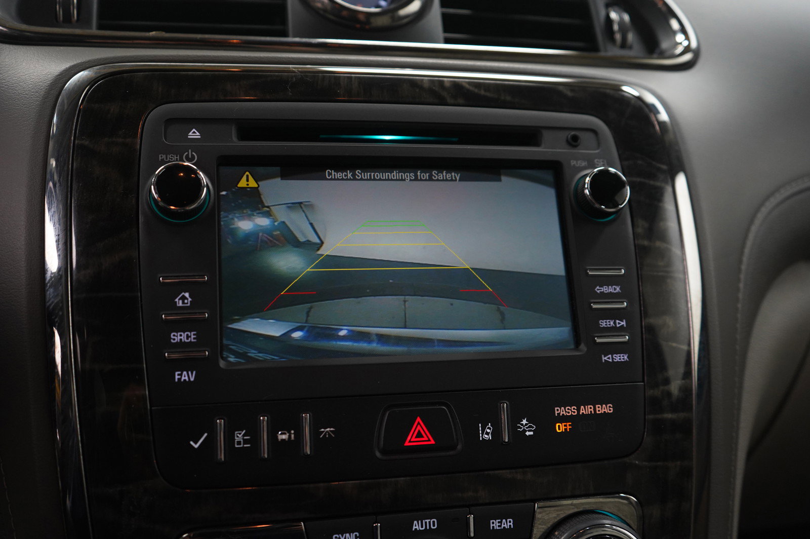 Used 2014 Buick Enclave Leather image 25