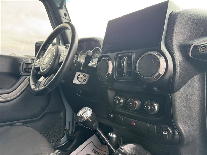 Used 2015 Jeep Wrangler Unlimited Sport w/ Quick Order Package 23S AWD/4WD image 22