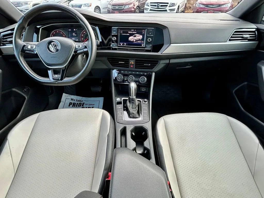 Used 2019 Volkswagen Jetta R-Line image 19