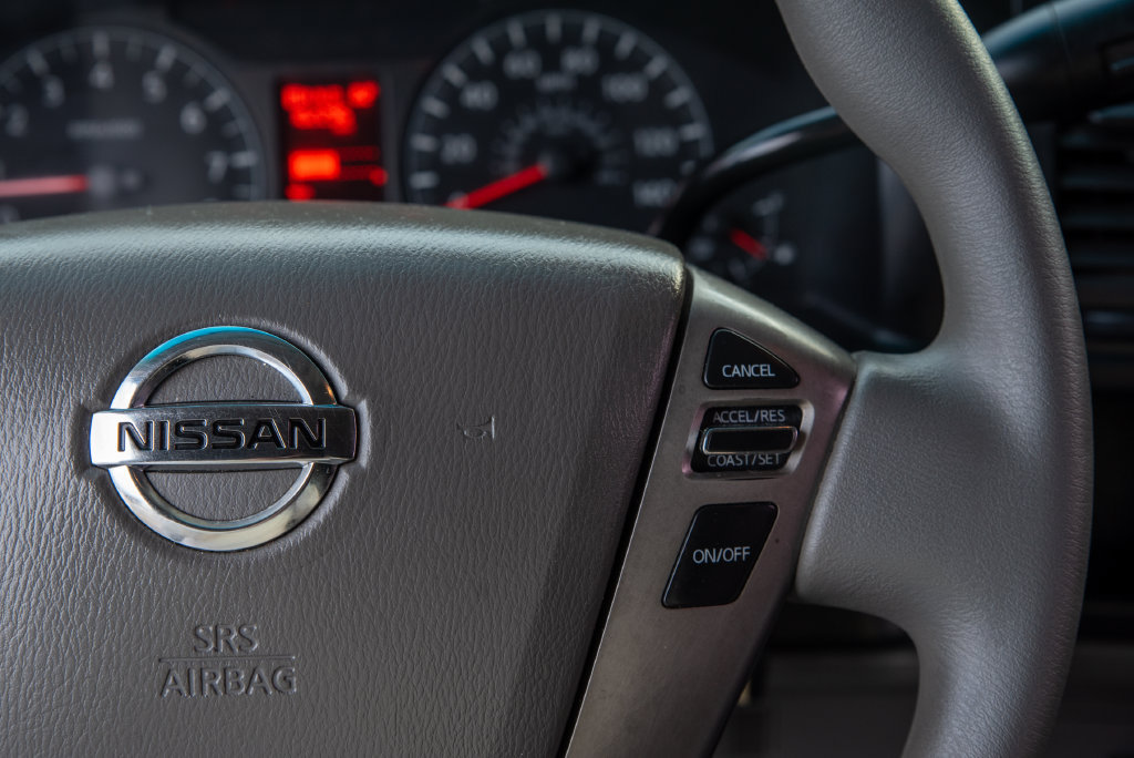 Used 2013 Nissan NV 3500 SV w/ Technology Pkg RWD image 18