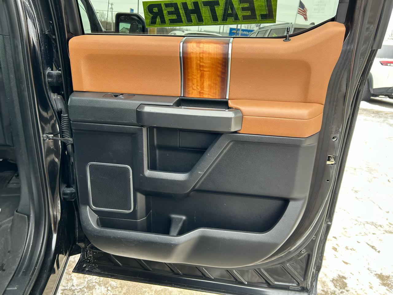 Used 2016 Ford F150 Limited image 15