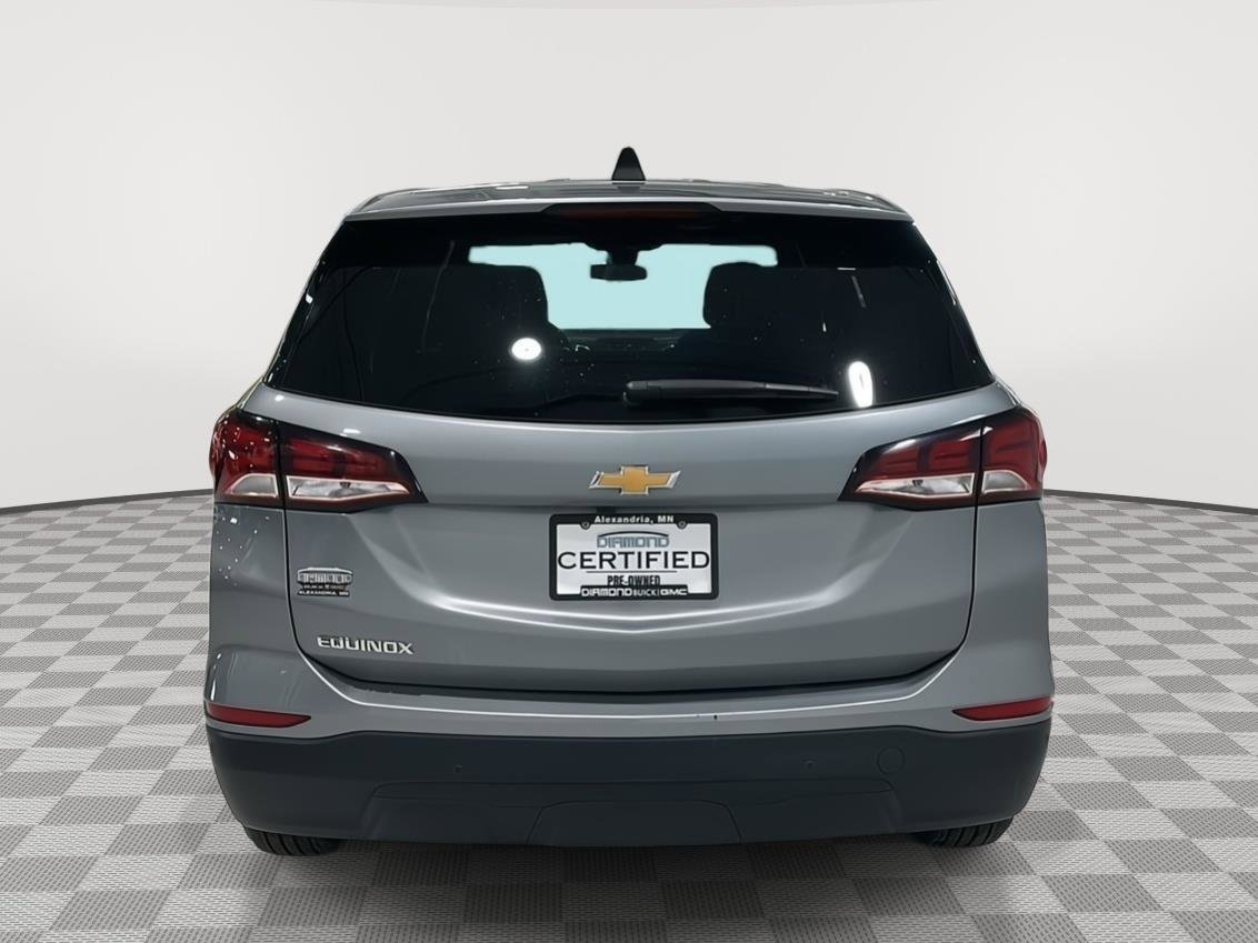 Used 2023 Chevrolet Equinox LS w/ LS Convenience Package FWD image 4