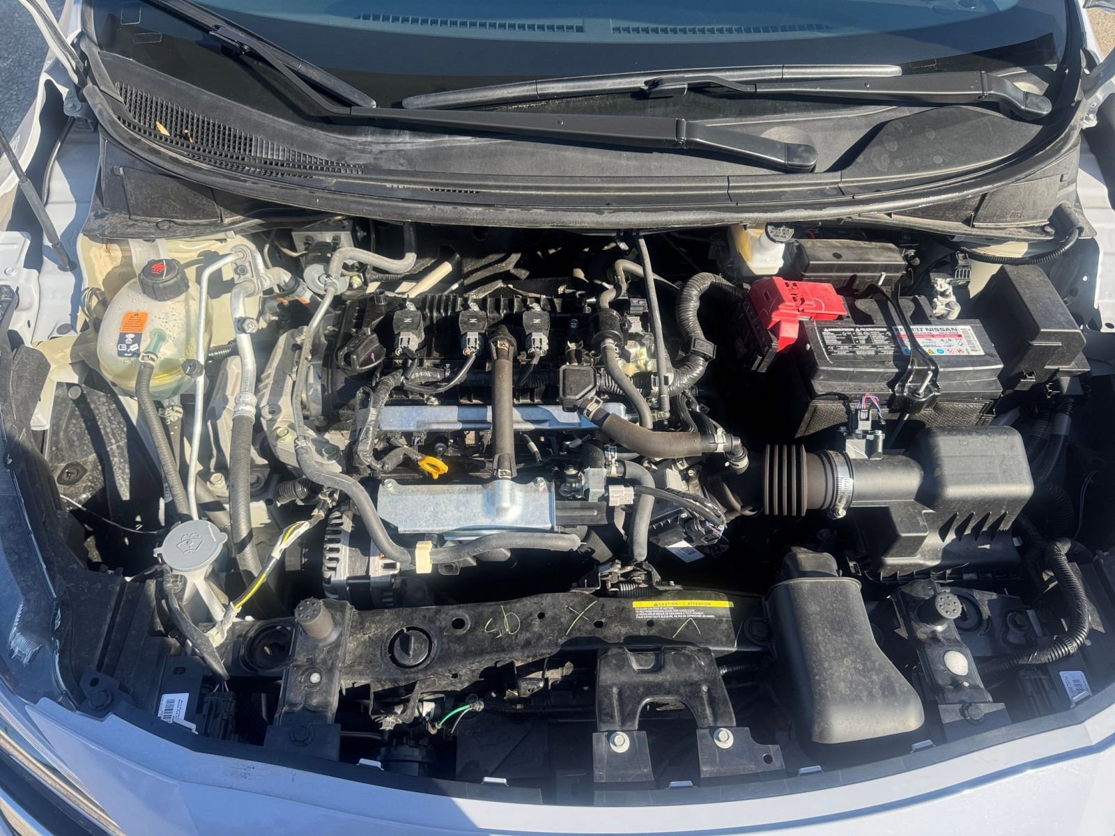 Used 2025 Nissan Versa SV image 30