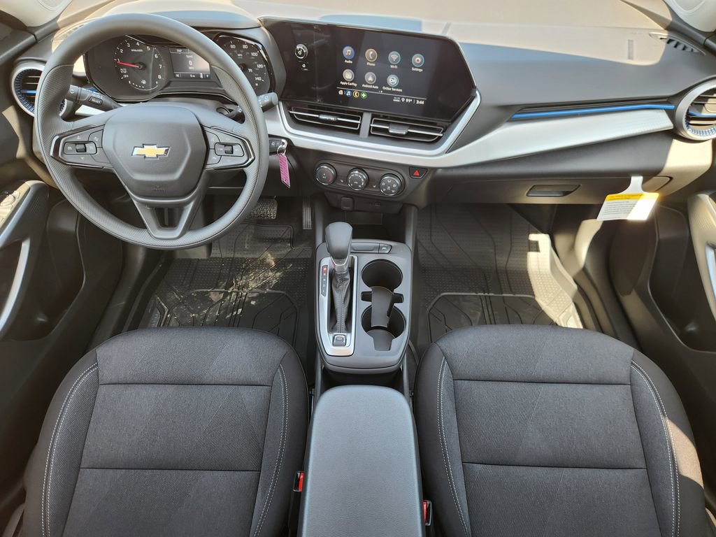 New 2026 Chevrolet Trax LS w/ LS Convenience Package FWD image 18