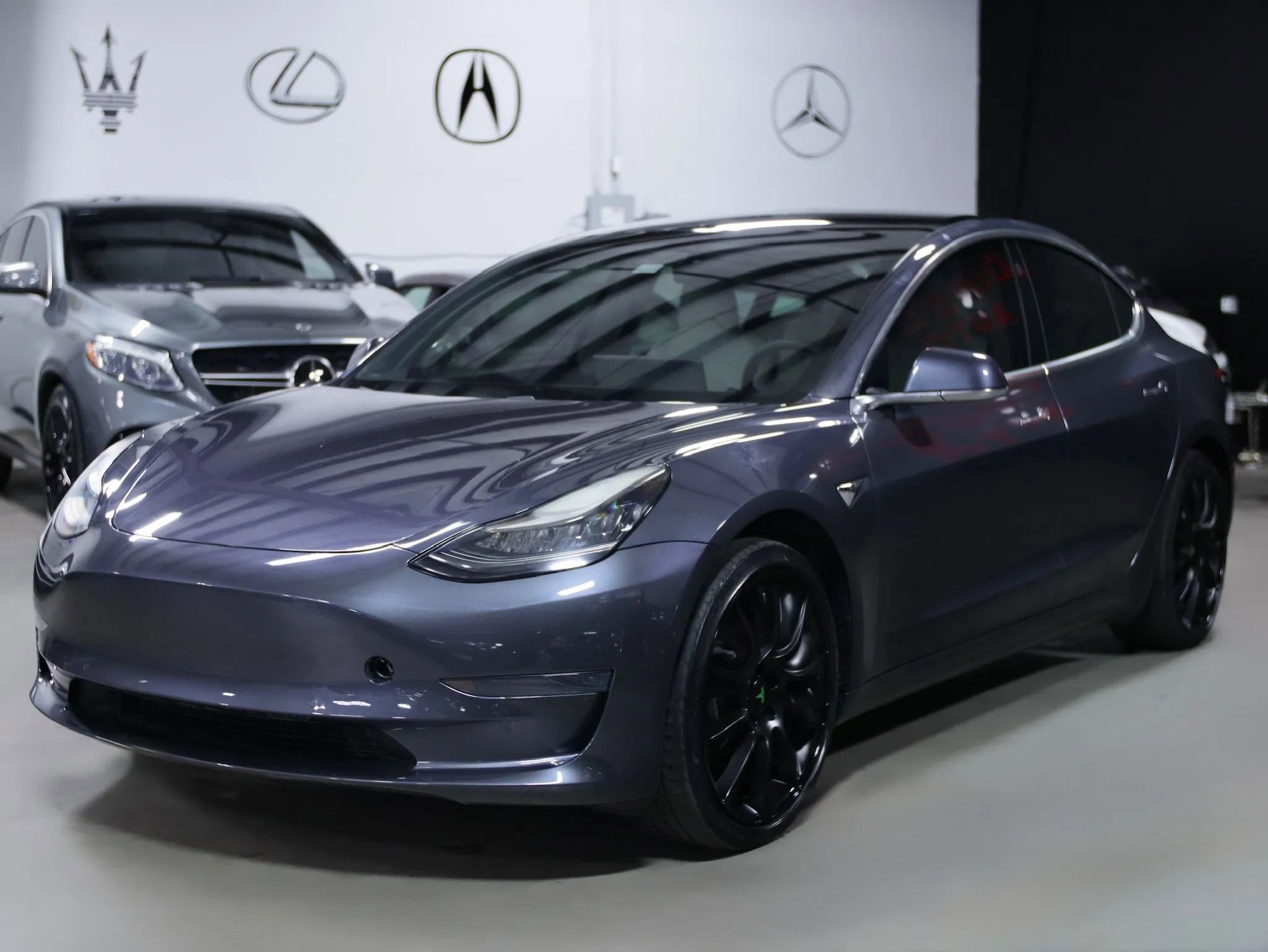 Used 2020 Tesla Model 3 Standard Range RWD image 7